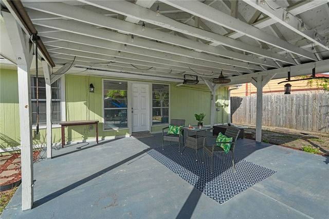 7441 Spitfire Dr, Corpus Christi, TX 78412