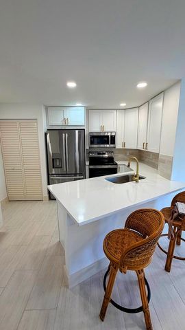 7547 S Oriole Boulevard 101, Delray Beach, FL 33446
