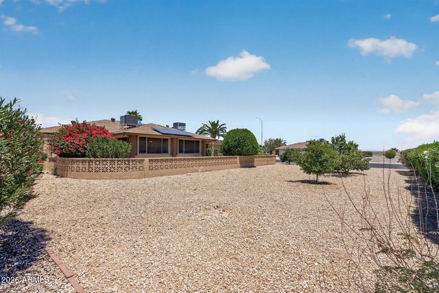 12403 W KEYSTONE Drive, Sun City West, AZ 85375