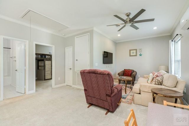 2205 30th Street, Galveston, TX 77550