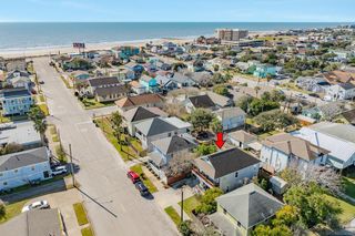 2205 30th Street, Galveston, TX 77550