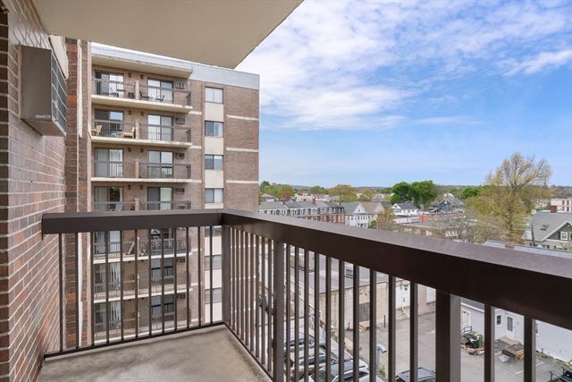 10 Williams St 55, Watertown, MA 02472