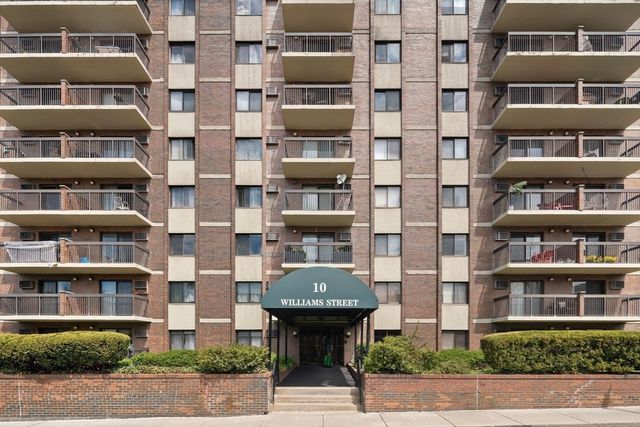 10 Williams St 55, Watertown, MA 02472