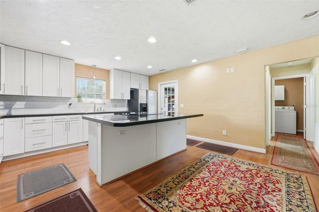 3996 LAKE ELEANOR DR, Mount Dora, FL 32757
