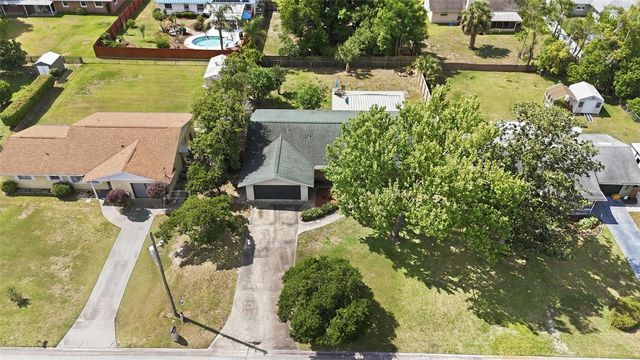 3996 LAKE ELEANOR DR, Mount Dora, FL 32757