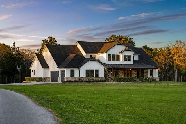 24722 Ranching Way, Montgomery, TX 77356