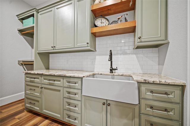 24722 Ranching Way, Montgomery, TX 77356