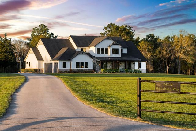 24722 Ranching Way, Montgomery, TX 77356