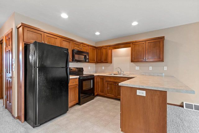 2171 TRAILSIDE LANE, De Pere, WI 54115