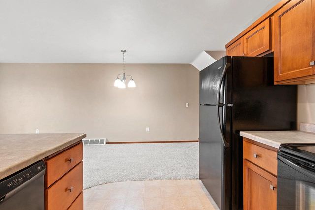 2171 TRAILSIDE LANE, De Pere, WI 54115