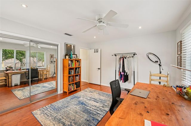 4201 NW 25th Way, Boca Raton, FL 33434