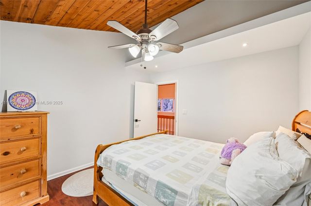 4201 NW 25th Way, Boca Raton, FL 33434