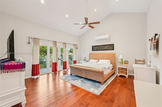 4201 NW 25th Way, Boca Raton, FL 33434