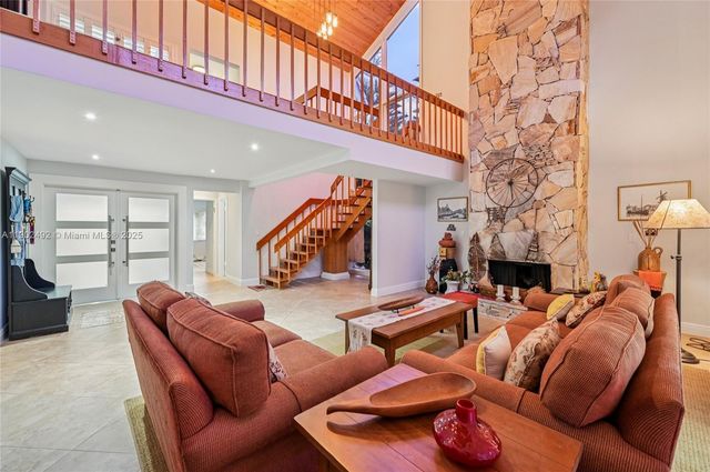 4201 NW 25th Way, Boca Raton, FL 33434