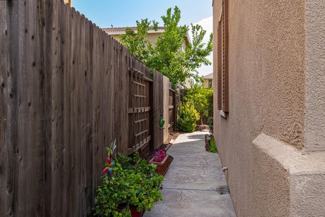 1834 Salerno Pl, Lincoln, CA 95648