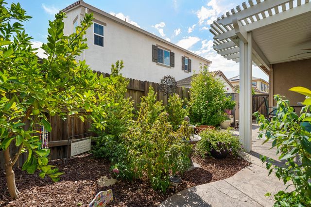 1834 Salerno Pl, Lincoln, CA 95648