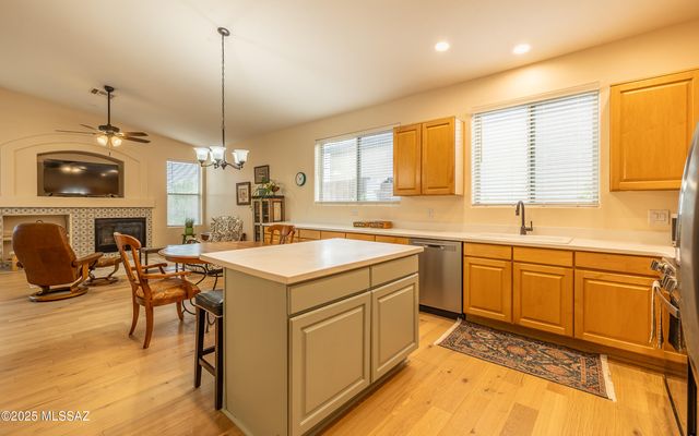 4071 W Tombolo Trail, Tucson, AZ 85745