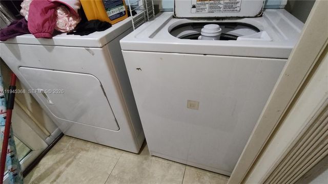 8199 NW 8th Manor 1, Plantation, FL 33324