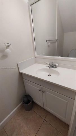 8199 NW 8th Manor 1, Plantation, FL 33324