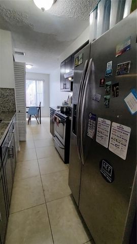 8199 NW 8th Manor 1, Plantation, FL 33324
