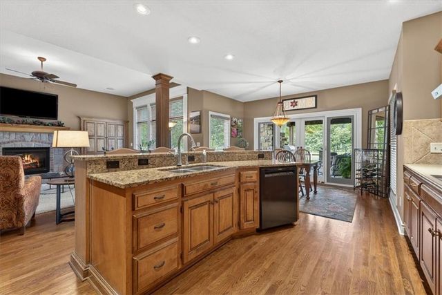 9406 Pleasant Avenue, Kansas City, MO 64138