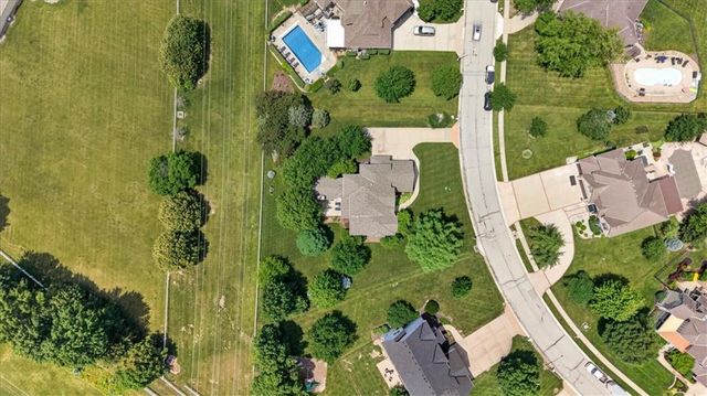9406 Pleasant Avenue, Kansas City, MO 64138