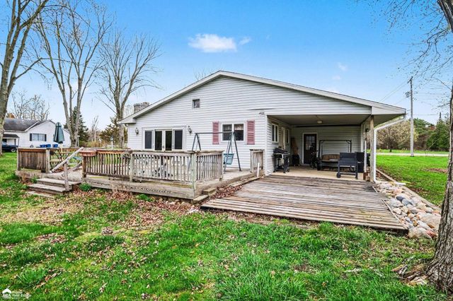 10187 Dodge Road, Montrose, MI 48457