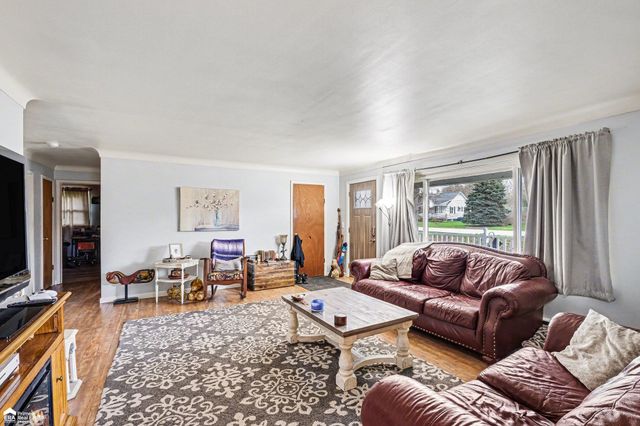10187 Dodge Road, Montrose, MI 48457