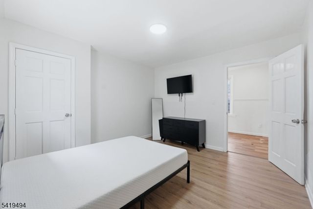 64 Willoughby St, Newark City, NJ 07112