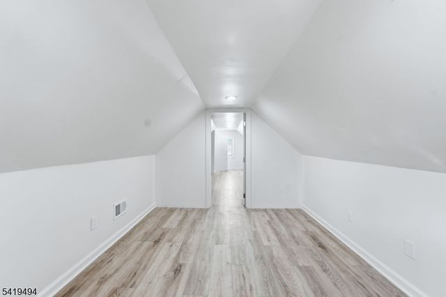 64 Willoughby St, Newark City, NJ 07112