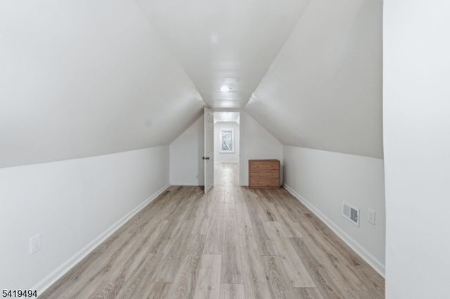 64 Willoughby St, Newark City, NJ 07112