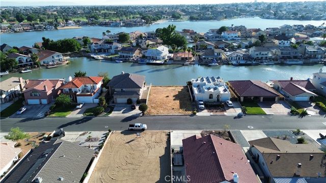13480 Sea Gull Drive, Victorville, CA 92395