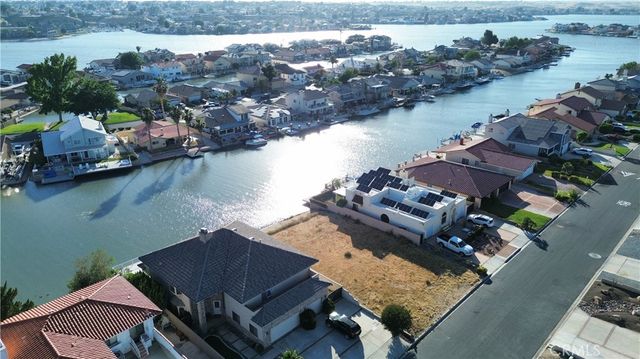 13480 Sea Gull Drive, Victorville, CA 92395