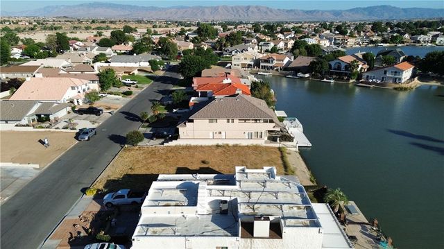 13480 Sea Gull Drive, Victorville, CA 92395