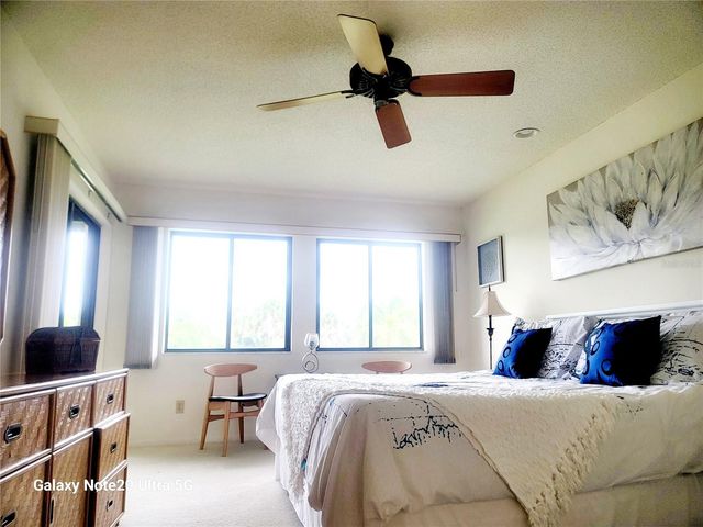 4535 LONGWATER CHASE 18, Sarasota, FL 34235