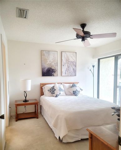 4535 LONGWATER CHASE 18, Sarasota, FL 34235