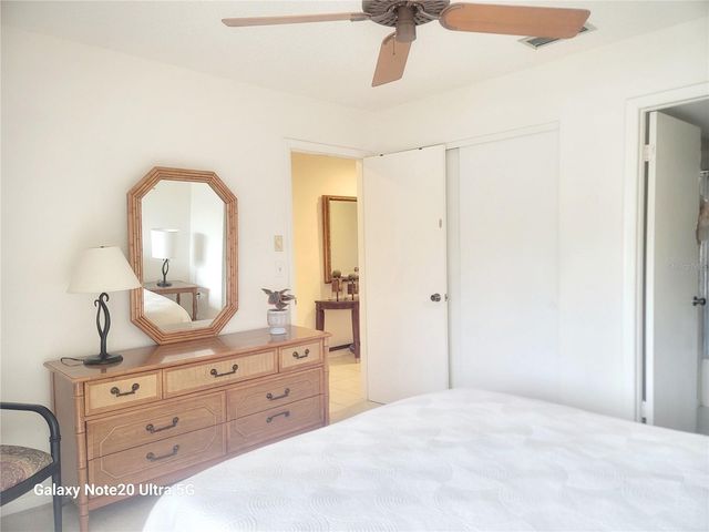 4535 LONGWATER CHASE 18, Sarasota, FL 34235