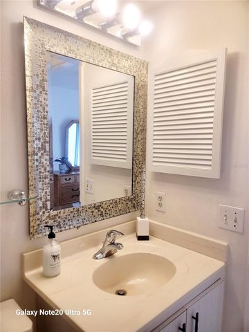 4535 LONGWATER CHASE 18, Sarasota, FL 34235