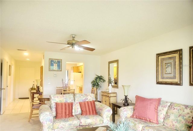 4535 LONGWATER CHASE 18, Sarasota, FL 34235