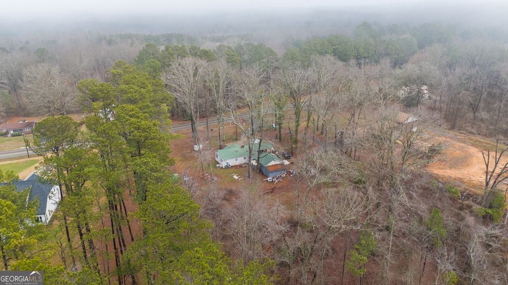 6531 Reinhardt College Parkway, Waleska, GA 30183