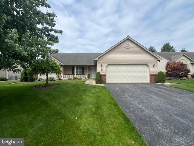 63 ARBOR DR, Myerstown, PA 17067