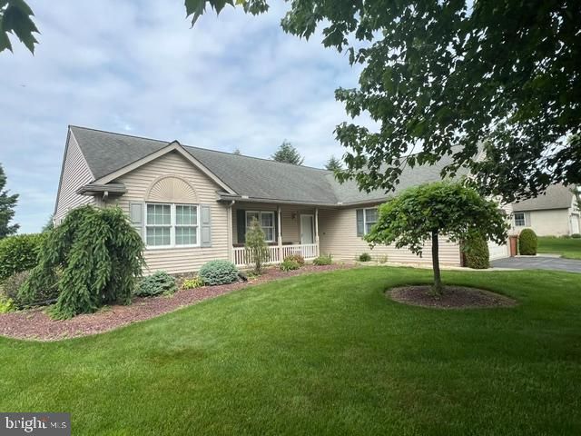 63 ARBOR DR, Myerstown, PA 17067