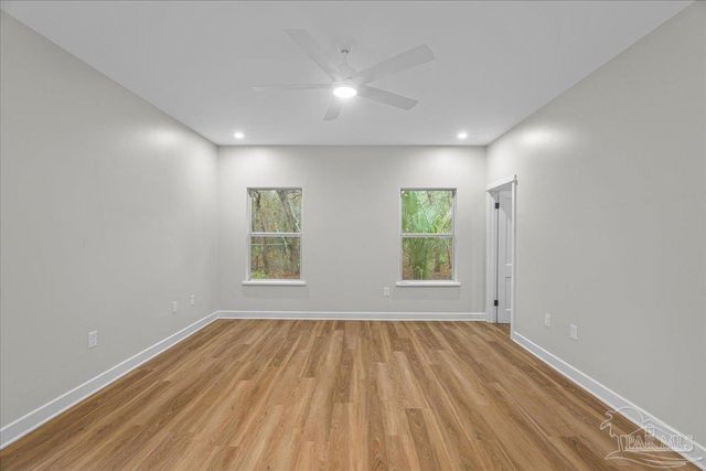 4536 Kelly Ln, Gulf Breeze, FL 32563