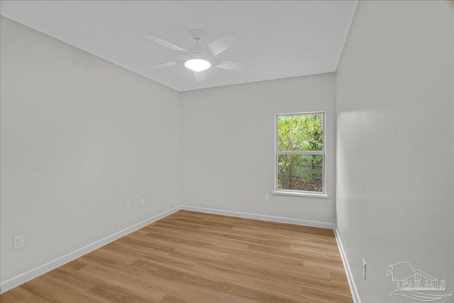 4536 Kelly Ln, Gulf Breeze, FL 32563