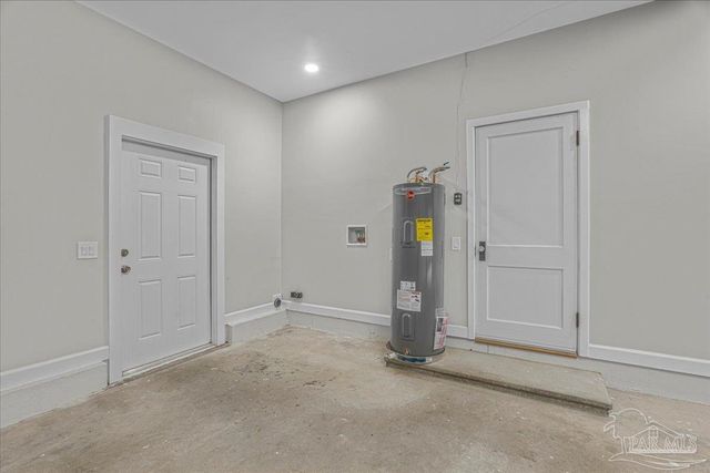 4536 Kelly Ln, Gulf Breeze, FL 32563