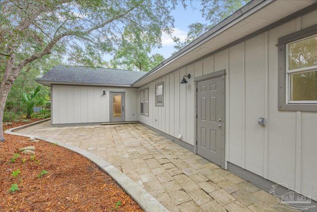 4536 Kelly Ln, Gulf Breeze, FL 32563