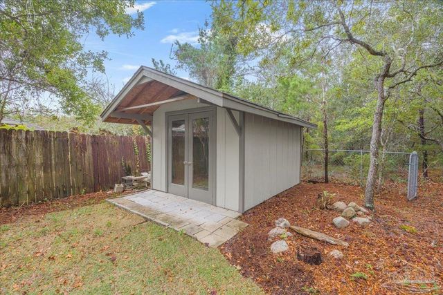 4536 Kelly Ln, Gulf Breeze, FL 32563