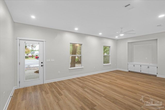 4536 Kelly Ln, Gulf Breeze, FL 32563