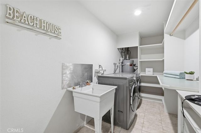 408 Avenue G 30, Redondo Beach, CA 90227