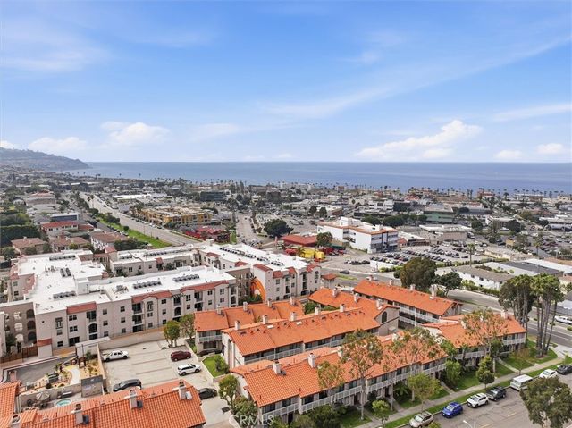 408 Avenue G 30, Redondo Beach, CA 90227